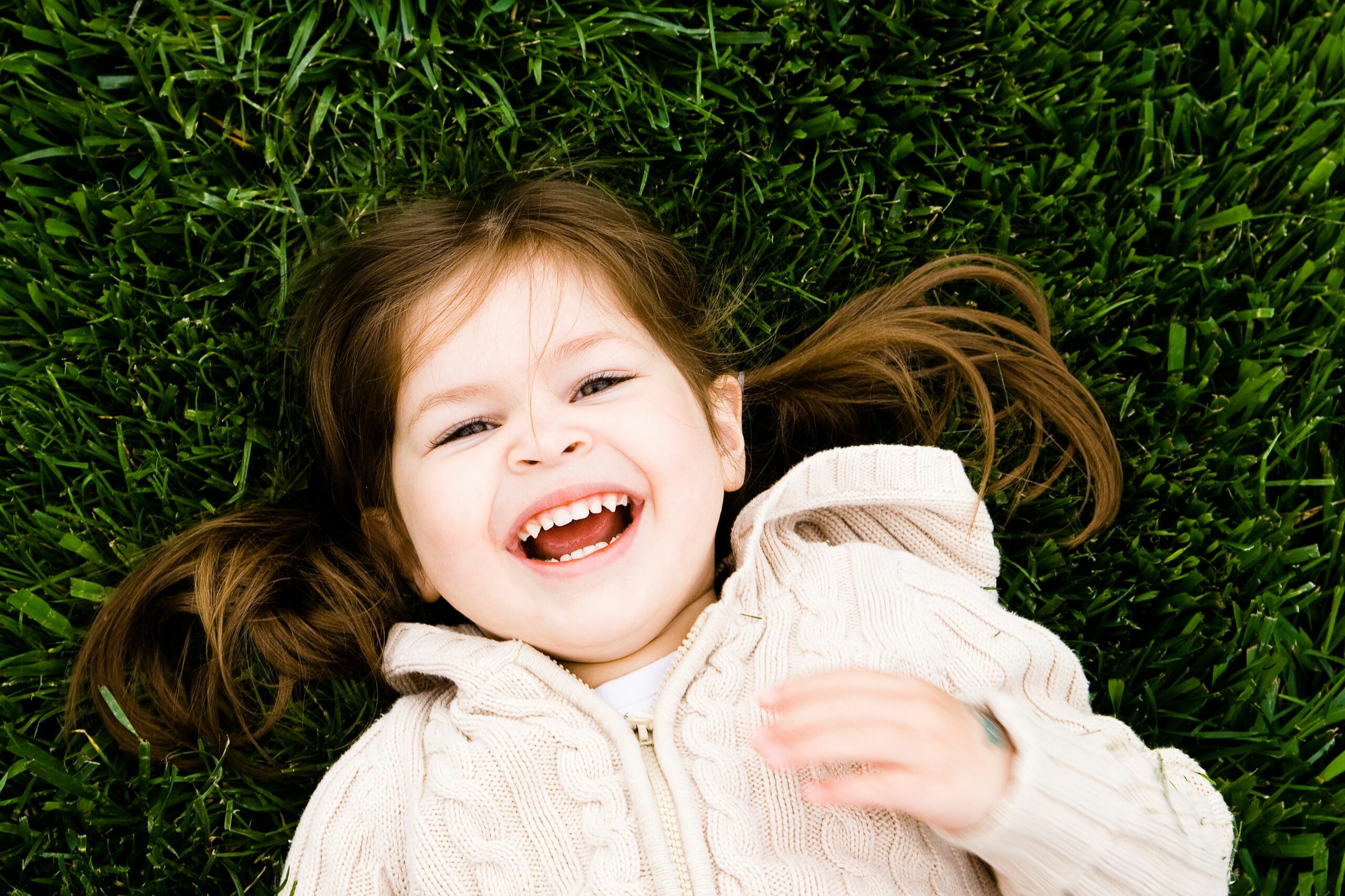 young girl laughing | centerforrisingminds.org